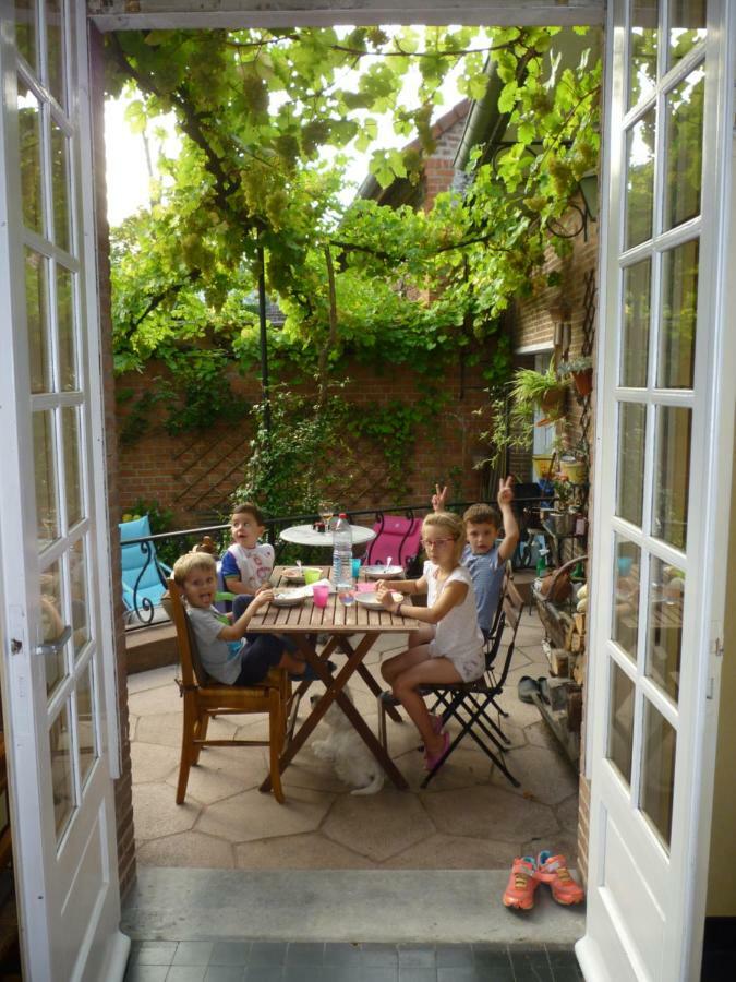 Au Vieux Cedre Acomodação com café da manhã Mouvaux Exterior foto